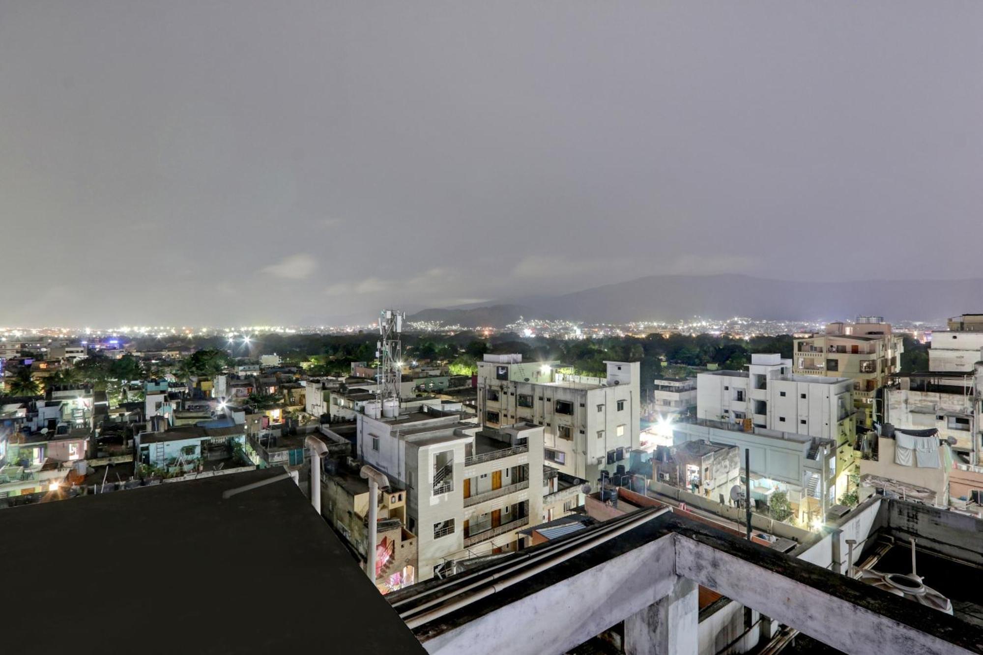 Hotel Super Townhouse Daba Garden Road Visakhapatnam Zewnętrze zdjęcie