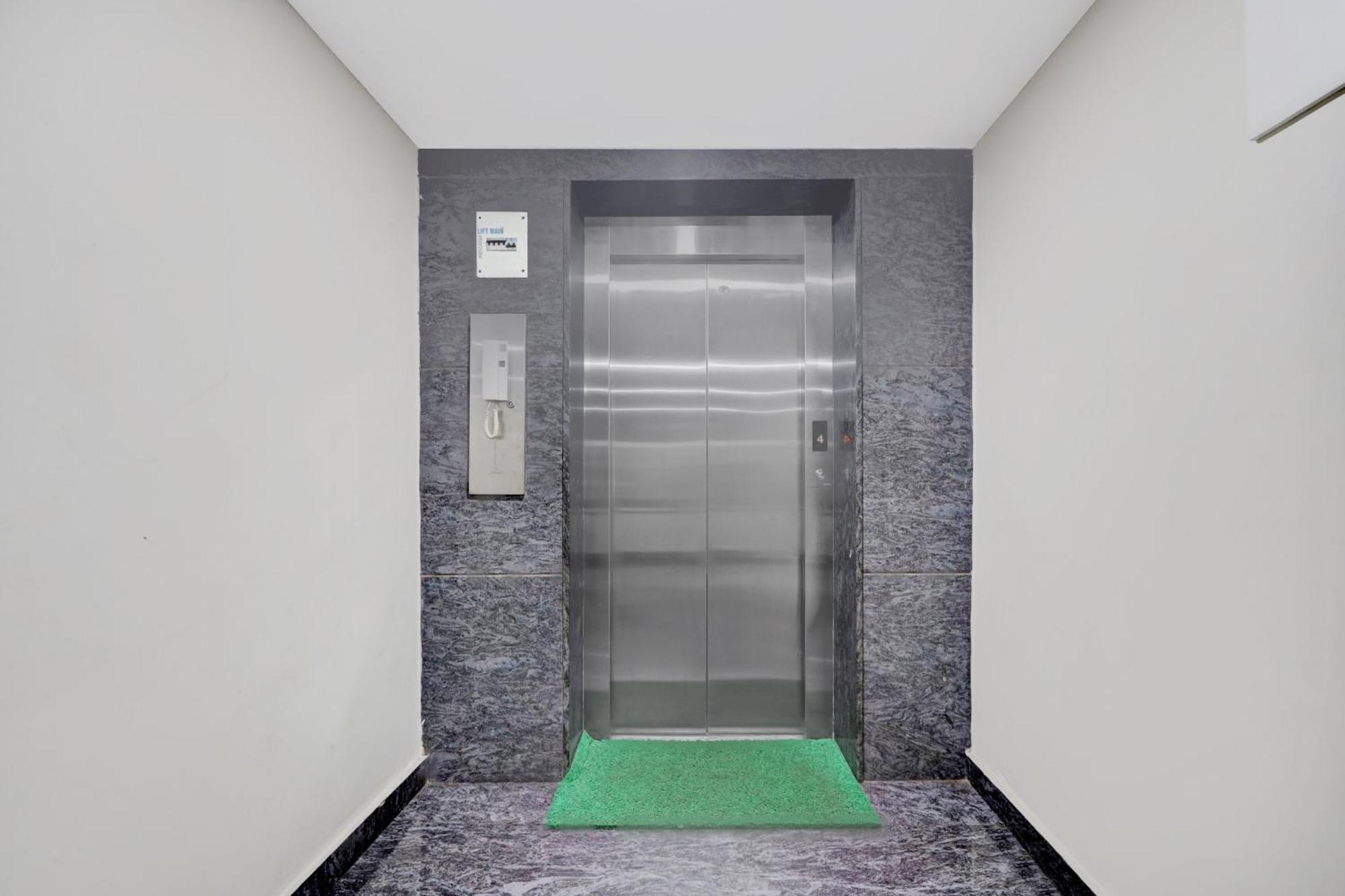 Hotel Super Townhouse Daba Garden Road Visakhapatnam Zewnętrze zdjęcie