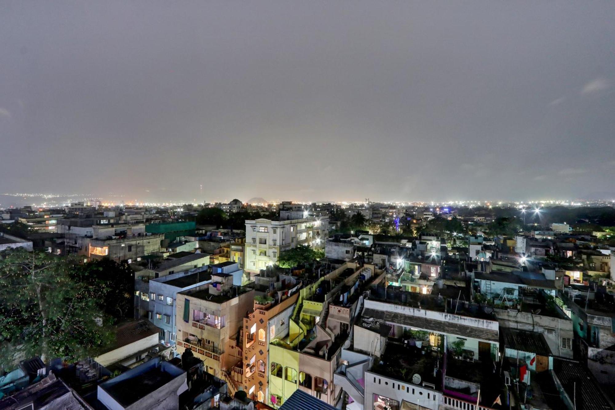 Hotel Super Townhouse Daba Garden Road Visakhapatnam Zewnętrze zdjęcie